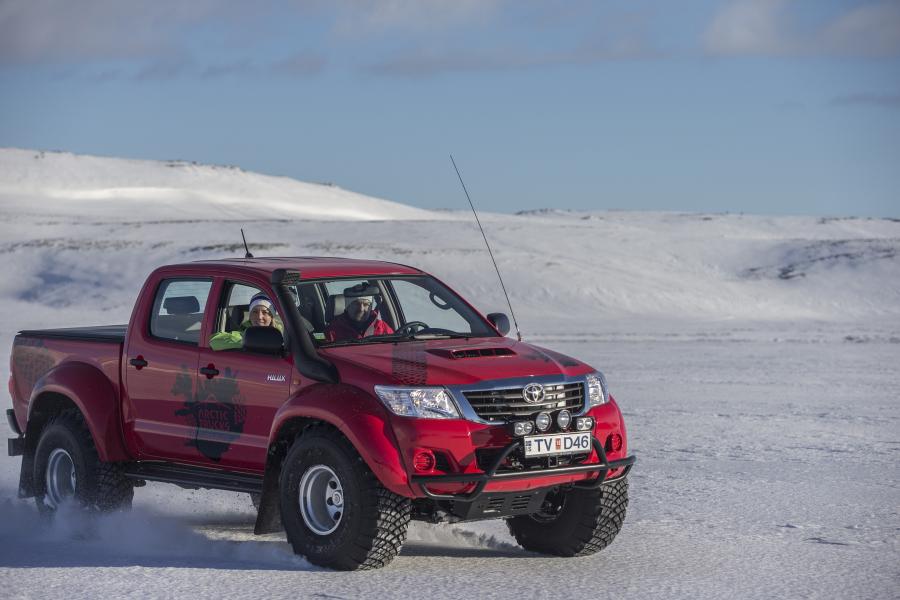  Arctic Trucks Toyota Hilux Double Cab AT38 2011 года  (фото 8 из 18)